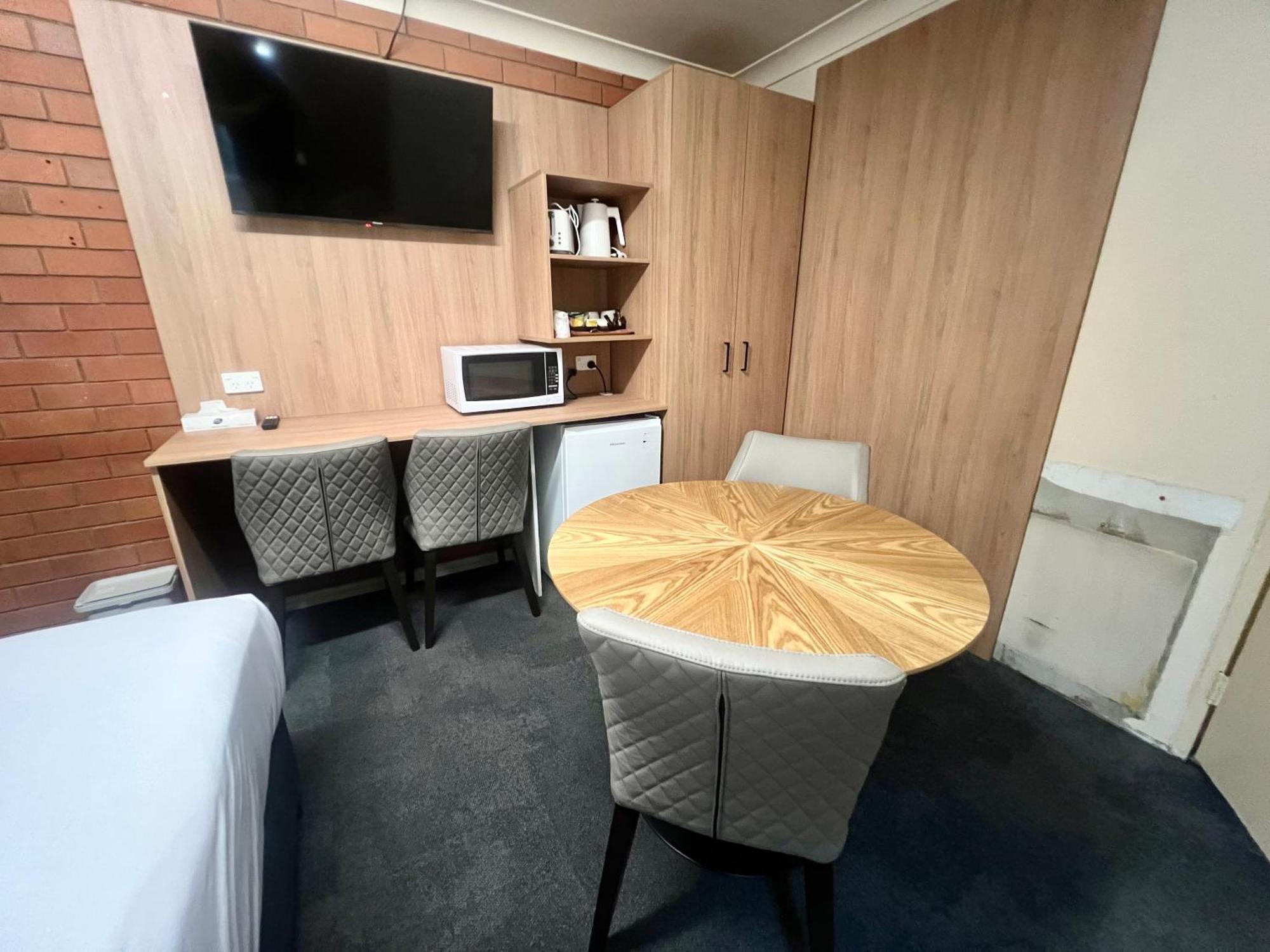 Adrian Motel Forbes Kültér fotó